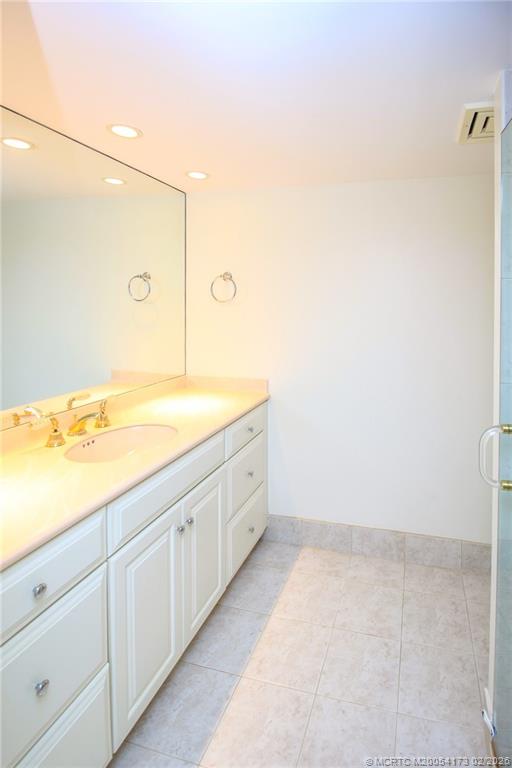 4490 Northeast Sandpebble Trace, Unit 301 Stuart, FL 34996 - Photo 19 of 34