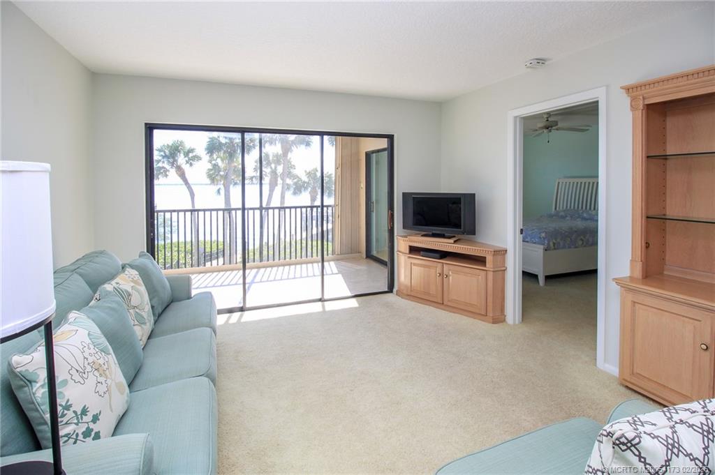 4490 Northeast Sandpebble Trace, Unit 301 Stuart, FL 34996 - Photo 5 of 34