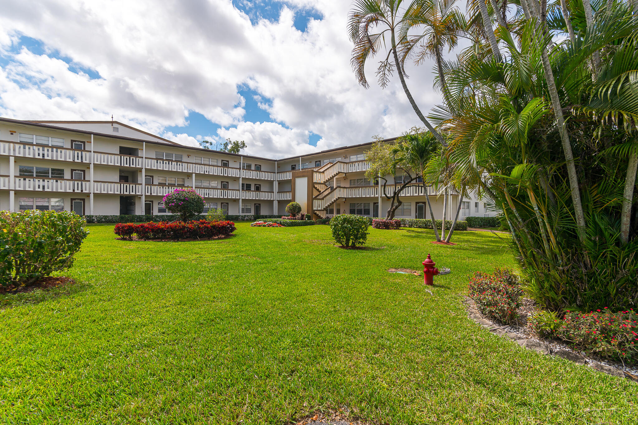 196 Mansfield F Boca Raton, FL 33434 - Photo 17 of 27 photo-16