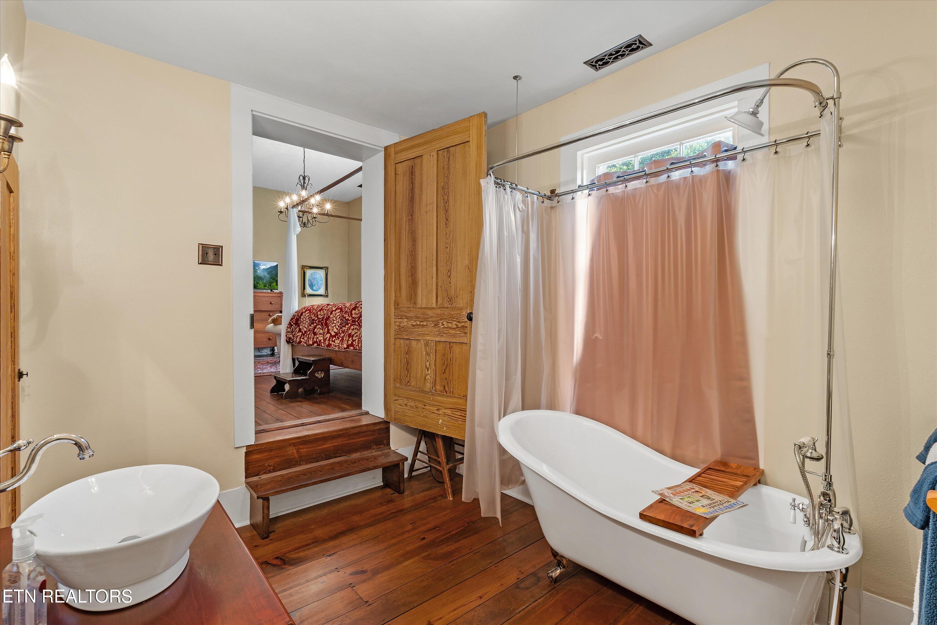 129-131 Elizabeth Street Athens, TN 37303 - Photo 35 of 60 45-129 Elizabeth St 36