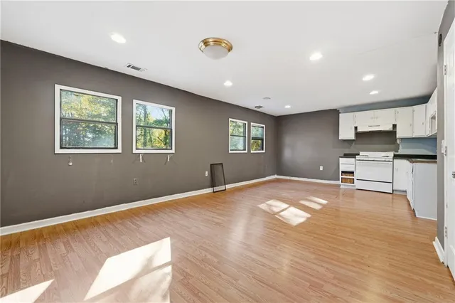 $399,900 | 4170 Hurt Bridge Court, Cumming, GA 30028