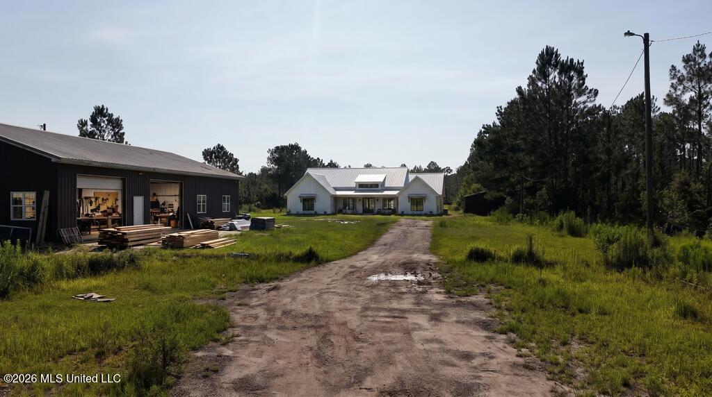 10540 Old Stage Road East Moss Point, MS 39562 - Photo 15 of 17 hf_20260624_213656_8027240d-2616-4384-8d