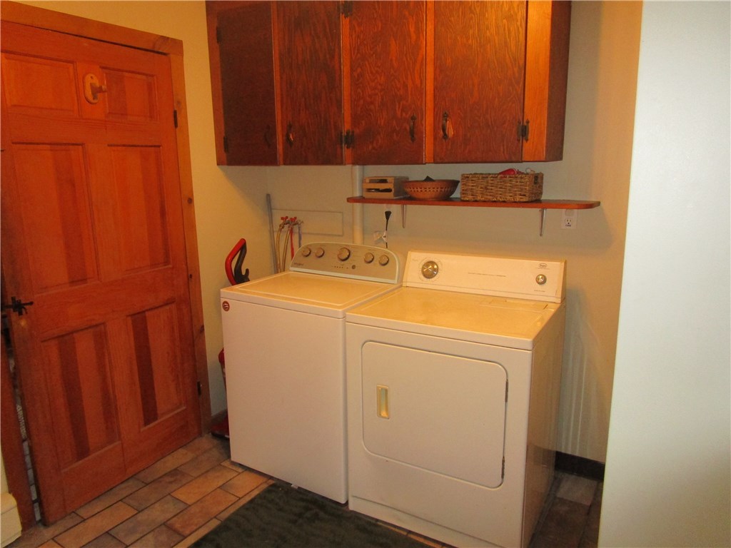 542 Spring Street Rockville, RI 02873 - Photo 16 of 37