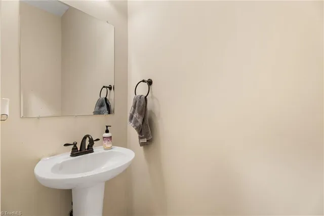 $525,000 | 3655 Stimpson Drive, Pfafftown, NC 27040