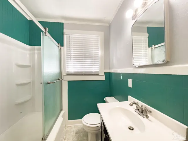 $1,350 | 10 North F Street, Pensacola, FL 32502