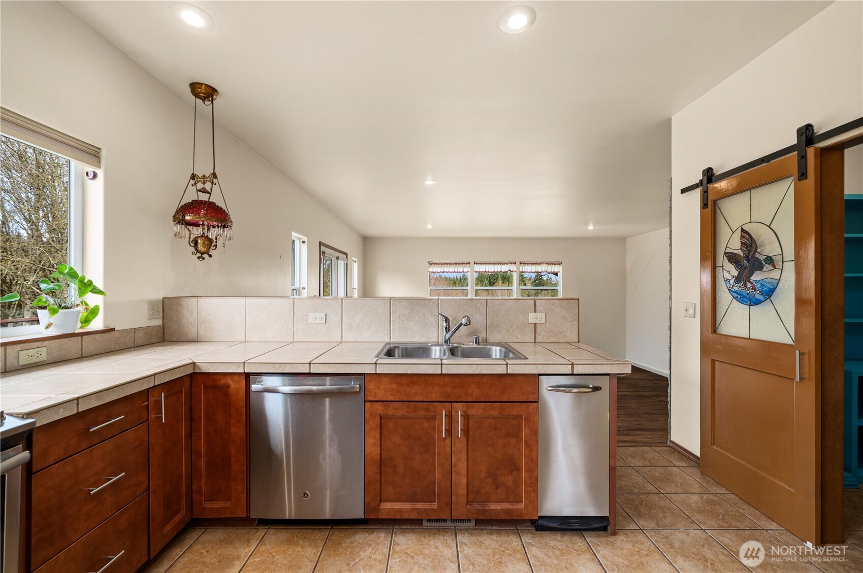 10404 210th Lane Southwest Rochester, WA 98579 - Photo 21 of 40