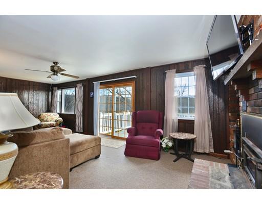 52 Center Road Dudley, MA 01571 - Photo 9 of 30 Gallery Image 9