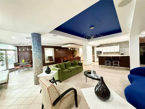 $2,950 | 6001 Southwest 70th Street, Unit 612, South Miami, FL 33143