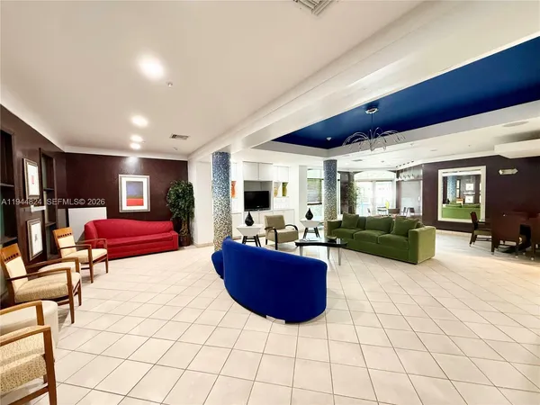 $2,950 | 6001 Southwest 70th Street, Unit 612, South Miami, FL 33143