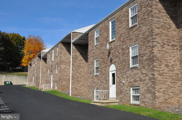 $1,450 | 7 Orchard Hills Drive, Unit B, Boyertown, PA 19512