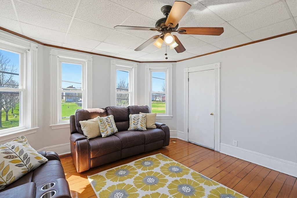 464 Birch Street Fall River, MA 02724 - Photo 4 of 35