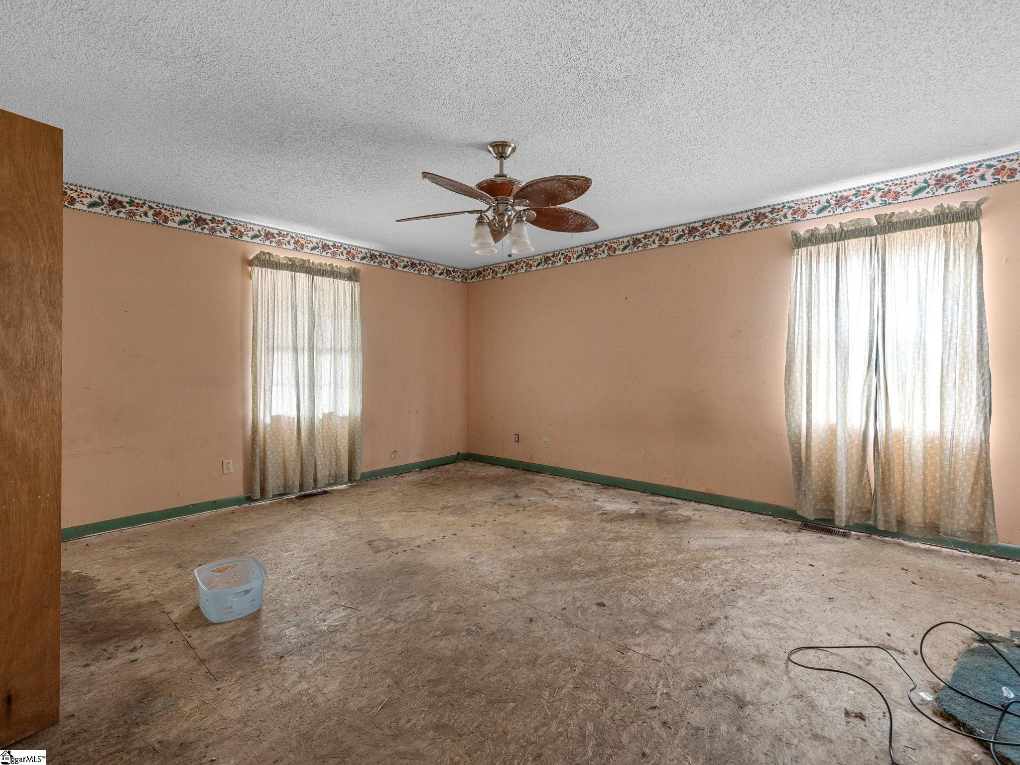 155 Ridings Road Campobello, SC 29322 - Photo 25 of 50