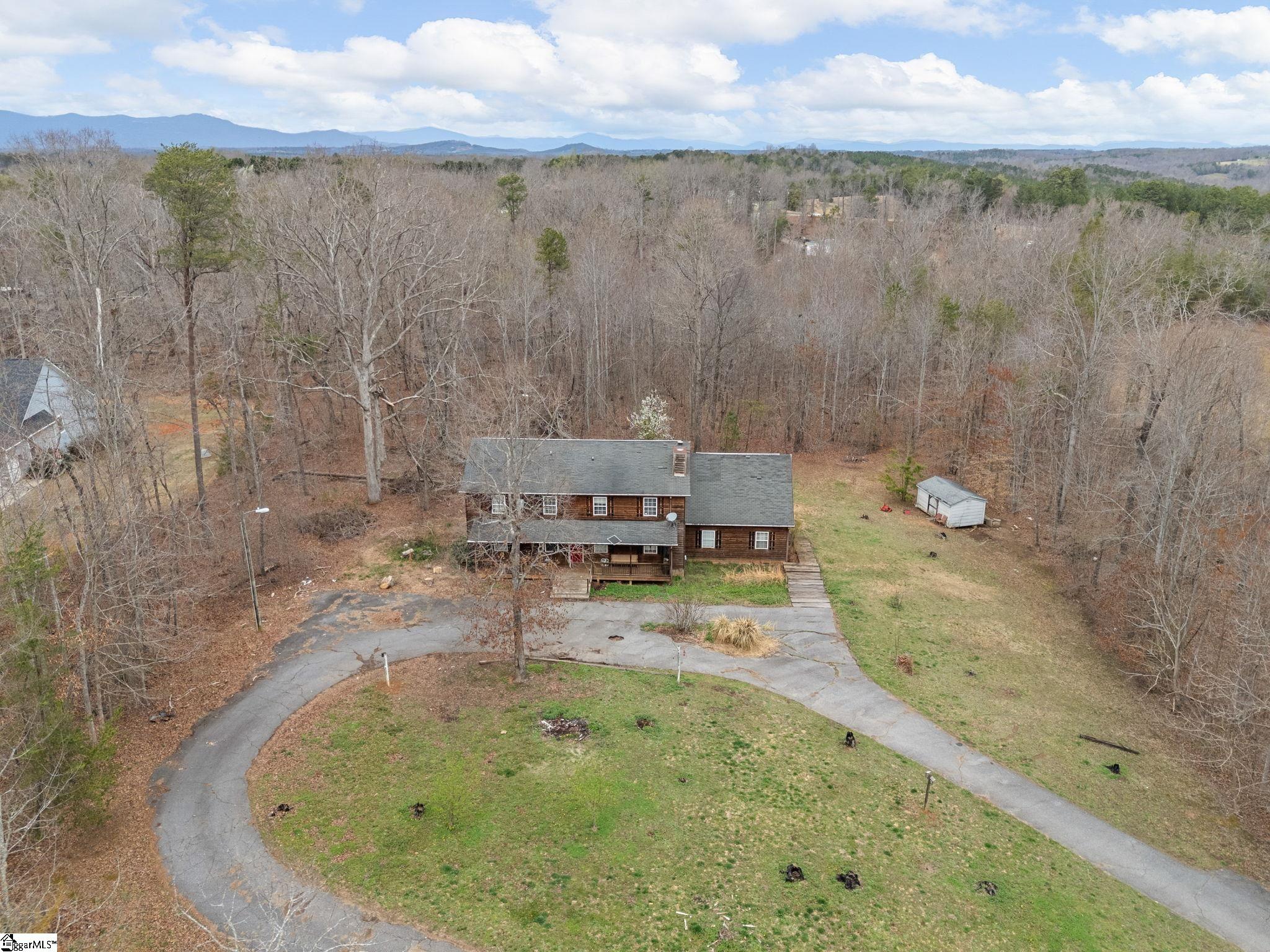 155 Ridings Road Campobello, SC 29322 - Photo 6 of 50