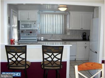213 South Sproul Road Broomall, PA 19008 - Photo 5 of 12 Kitchen