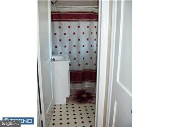 213 South Sproul Road Broomall, PA 19008 - Photo 9 of 12 Bathroom