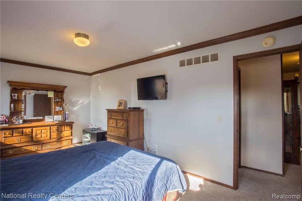 384 Prospect Drive Rochester Hills, MI 48307 - Photo 22 of 32