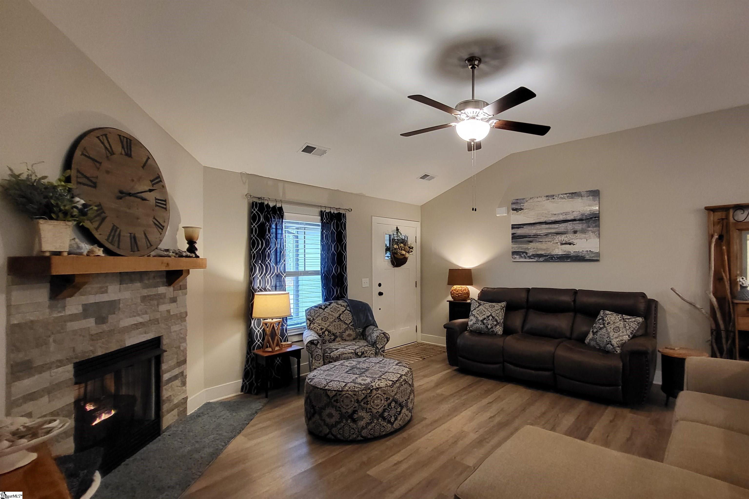 116 Turner Trail Easley, SC 29642 - Photo 5 of 32 Gallery Image 5