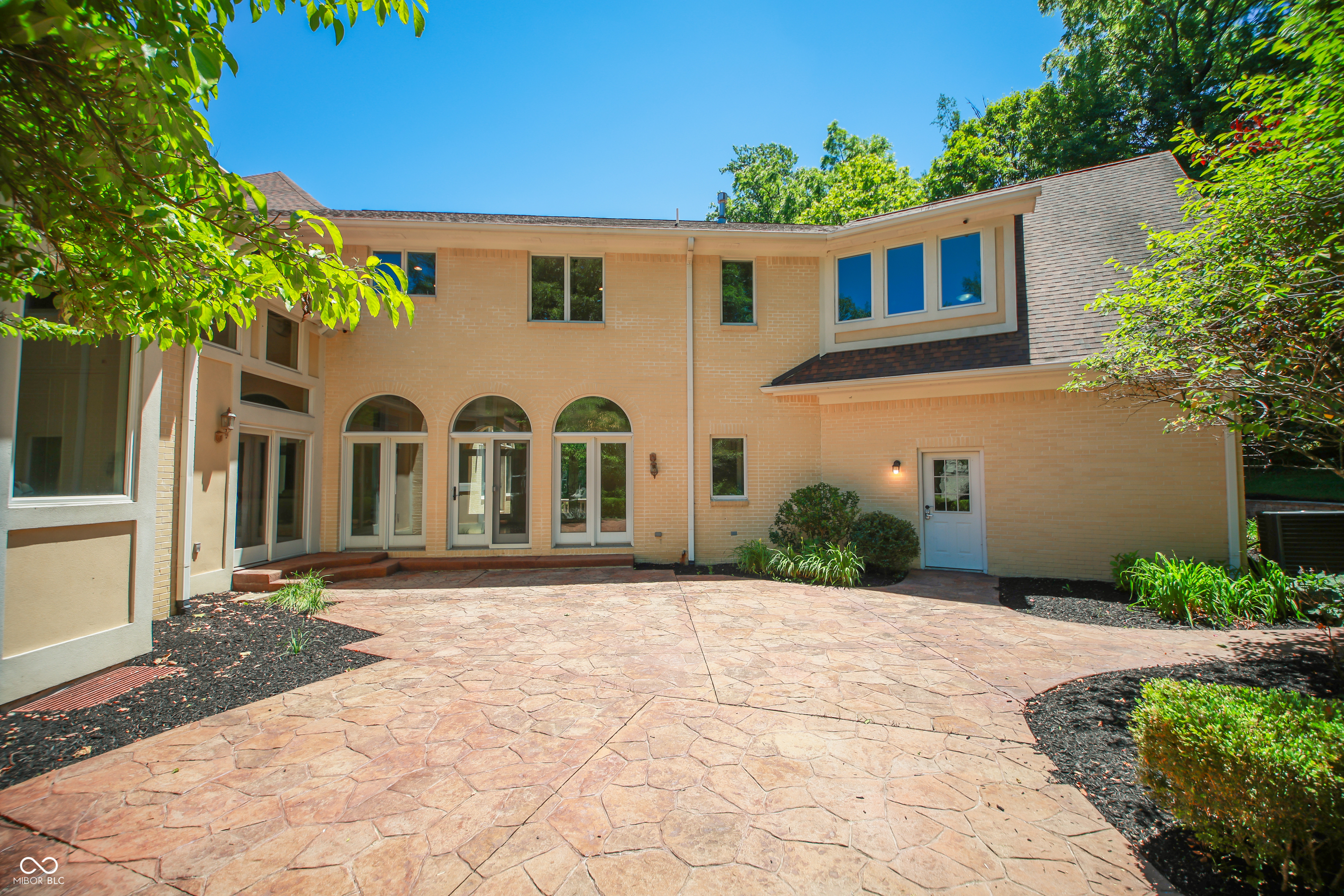 5710 Brookwood Road Indianapolis, IN 46226 - Photo 7 of 135