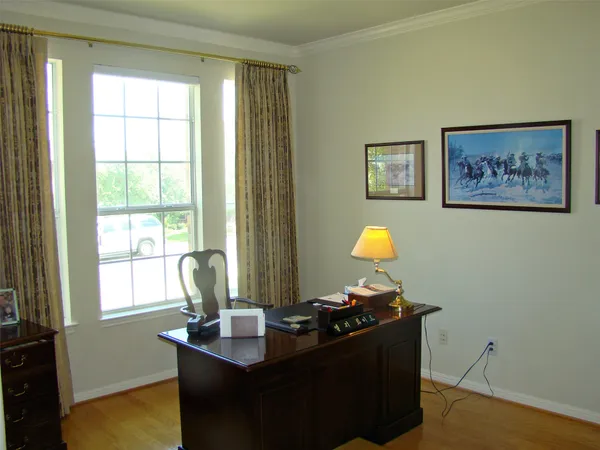 $4,300 | 10700 Pointe View Drive, Austin, TX 78738