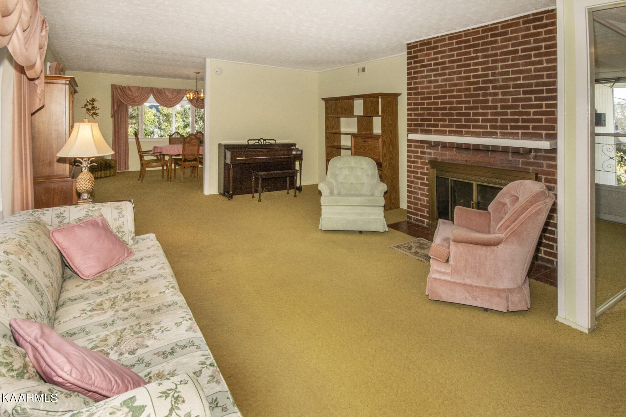 18 Outer Drive Oak Ridge, TN 37830 - Photo 37 of 41 V19A7370