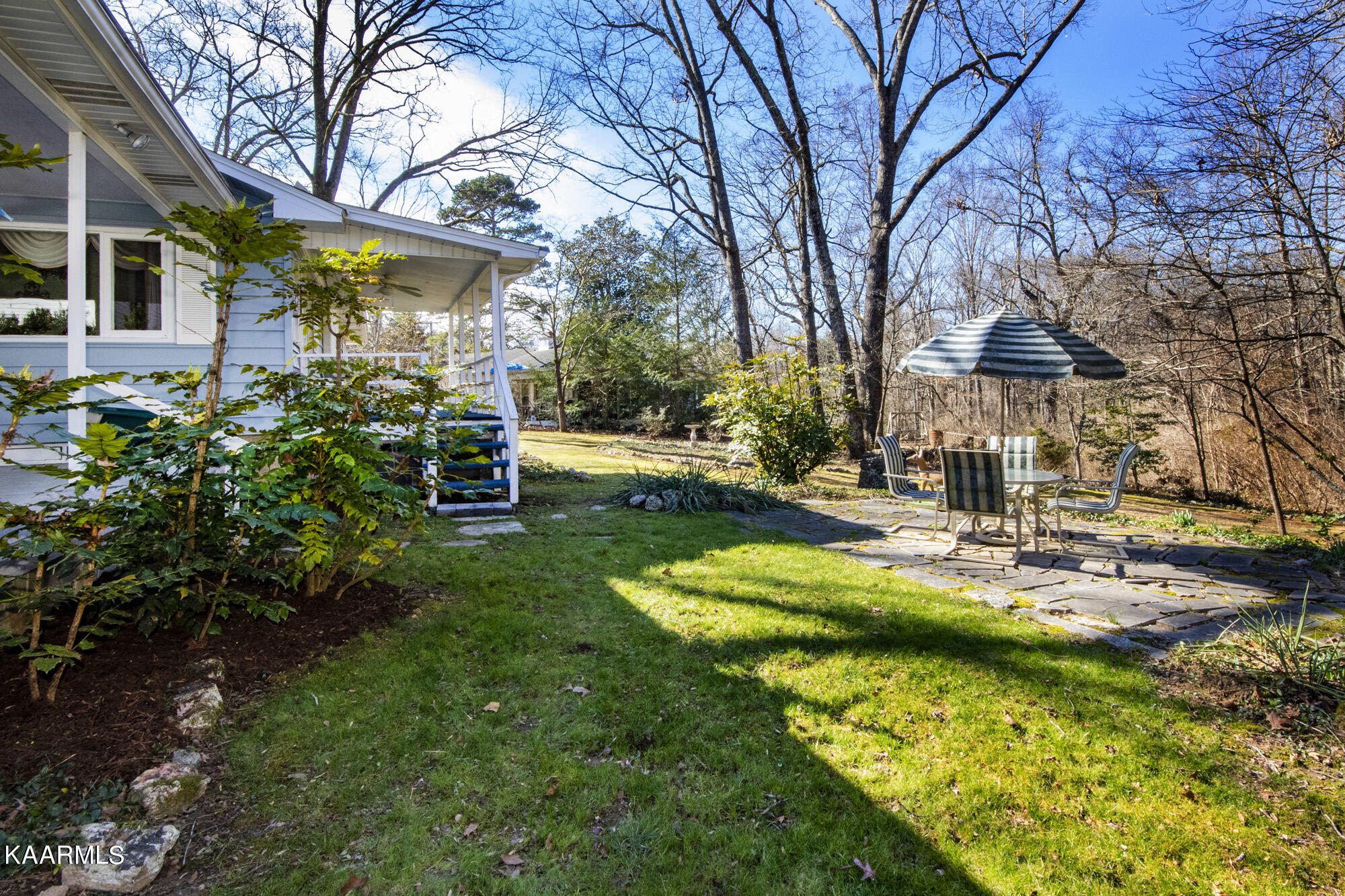 18 Outer Drive Oak Ridge, TN 37830 - Photo 8 of 41 V19A7357