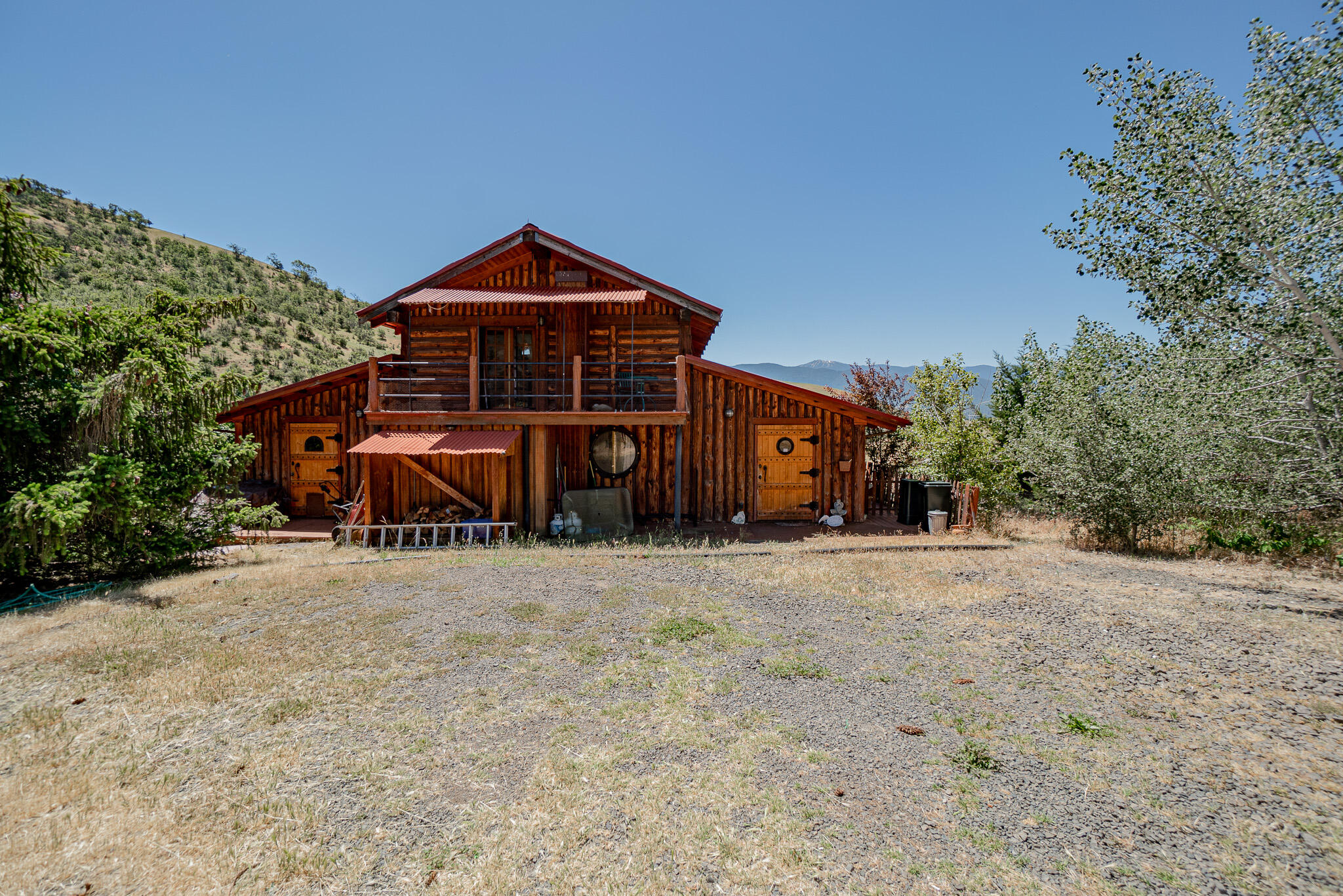 2909 Dead Indian Memorial Road Ashland, OR 97520 - Photo 18 of 75 Main House Rear VIew