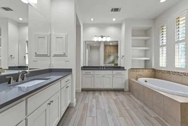 $1,499,900 | 406 Woodside Terrace, Austin, TX 78738