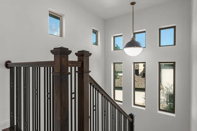 $1,499,900 | 406 Woodside Terrace, Austin, TX 78738