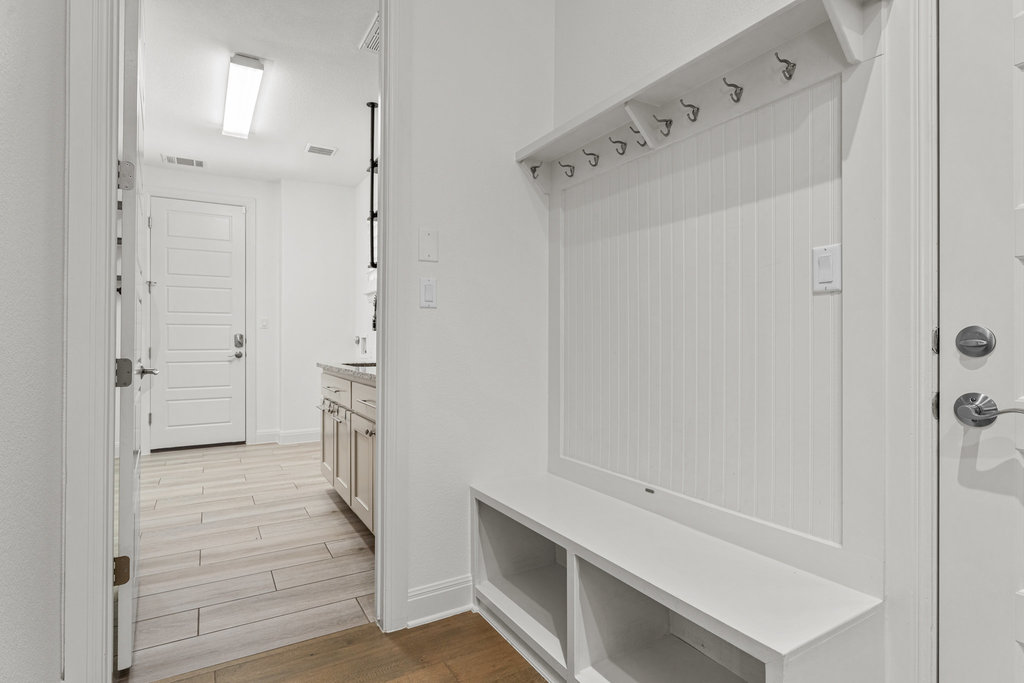 406 Woodside Terrace Austin, TX 78738 - Photo 27 of 34