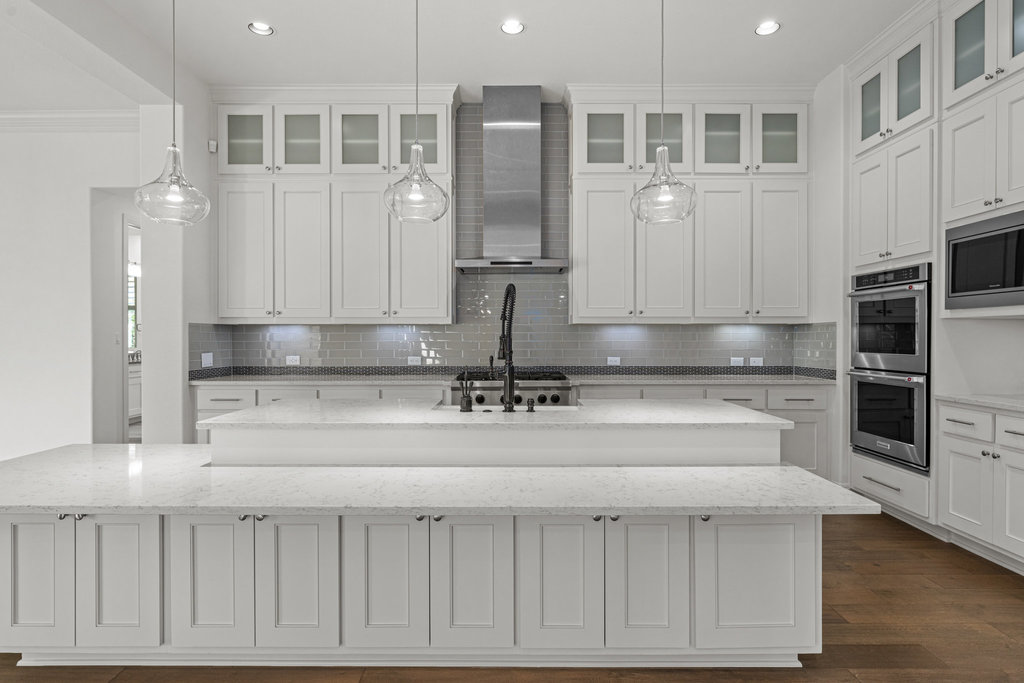 406 Woodside Terrace Austin, TX 78738 - Photo 3 of 34