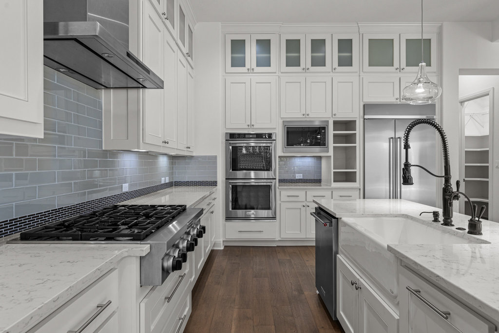 406 Woodside Terrace Austin, TX 78738 - Photo 7 of 34