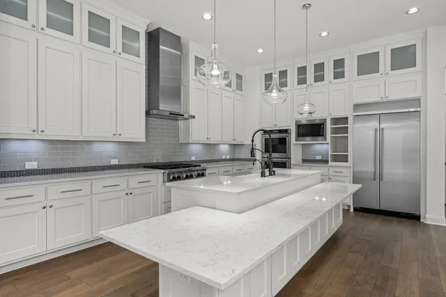 $1,499,900 | 406 Woodside Terrace, Austin, TX 78738