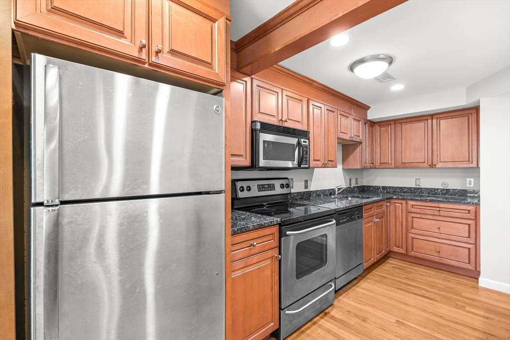 88 Jericho Road, Unit 88 Weston, MA 02493 - Photo 7 of 18