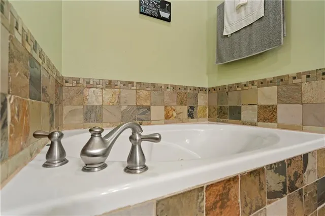 $1,950 | 19057 Greenleaf Circle, Ponchatoula, LA 70454