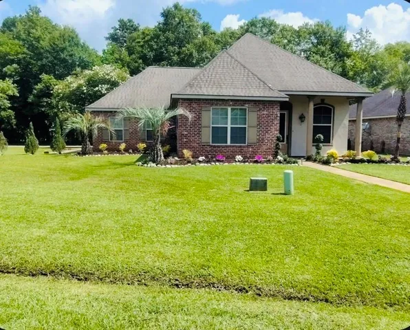 $1,950 | 19057 Greenleaf Circle, Ponchatoula, LA 70454