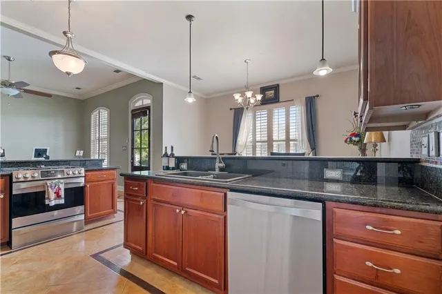 $1,950 | 19057 Greenleaf Circle, Ponchatoula, LA 70454