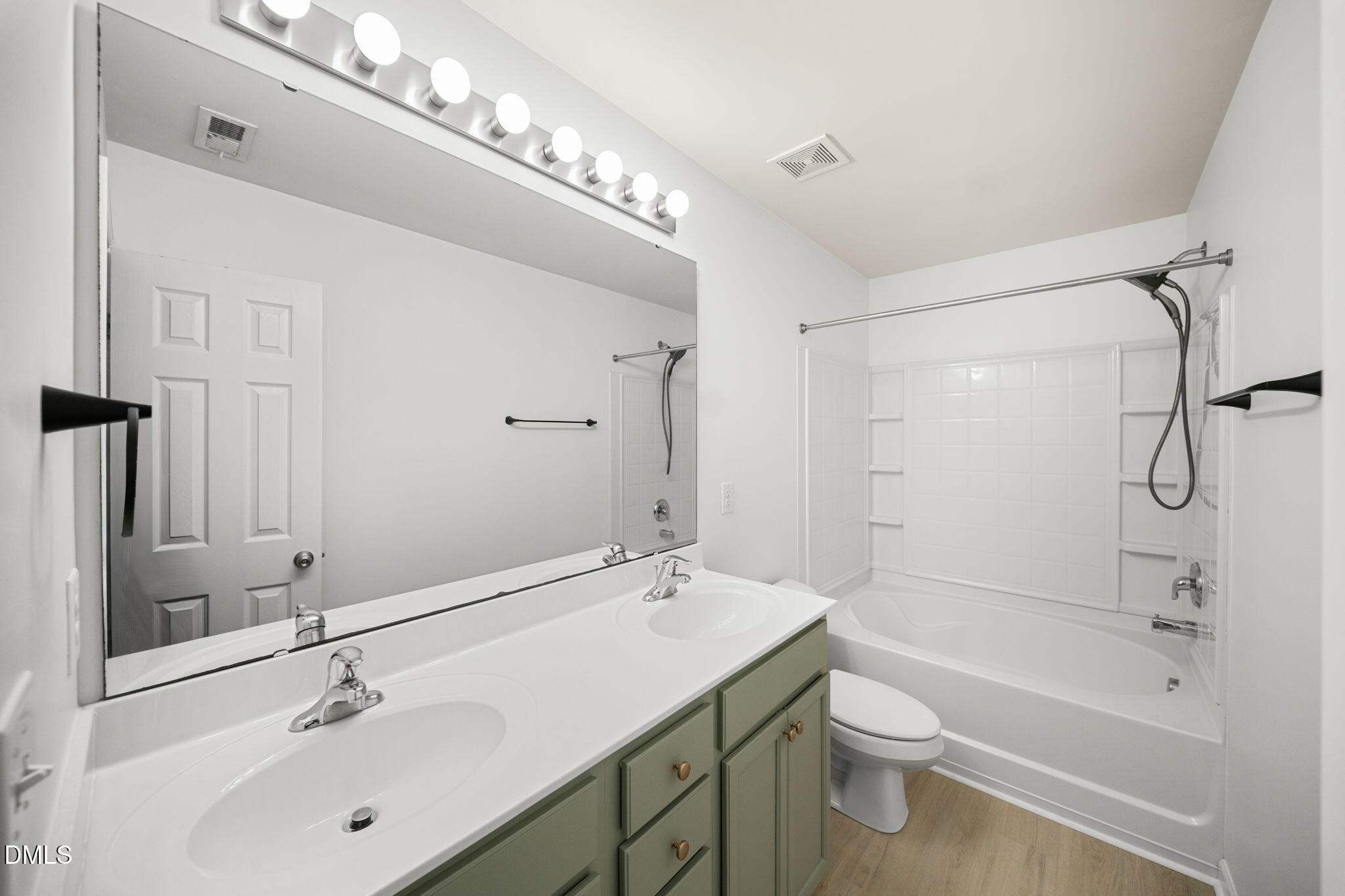 3015 Berkeley Springs Place Raleigh, NC 27616 - Photo 18 of 36 Primary Bath
