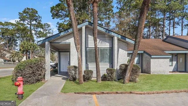 $125,900 | 910 Brett Drive, Unit 114, Hinesville, GA 31313