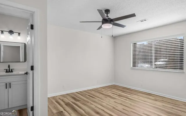 $125,900 | 910 Brett Drive, Unit 114, Hinesville, GA 31313