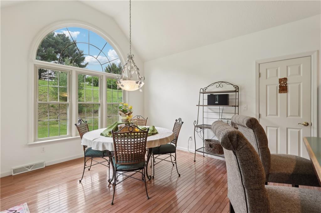 358 West Jefferson Road Butler, PA 16002 - Photo 13 of 50