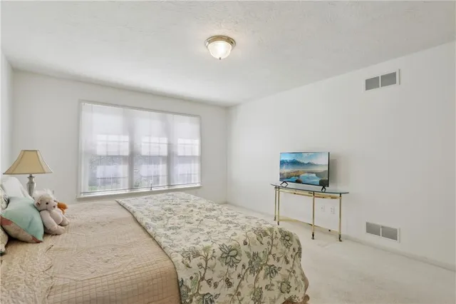 $765,000 | 358 West Jefferson Road, Butler, PA 16002