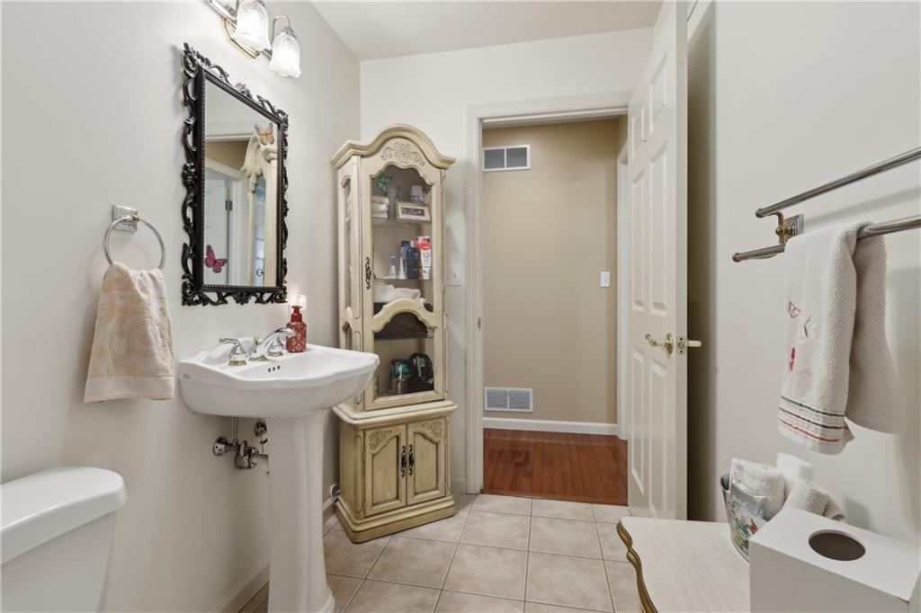 358 West Jefferson Road Butler, PA 16002 - Photo 24 of 50