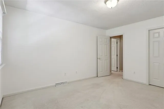 $765,000 | 358 West Jefferson Road, Butler, PA 16002