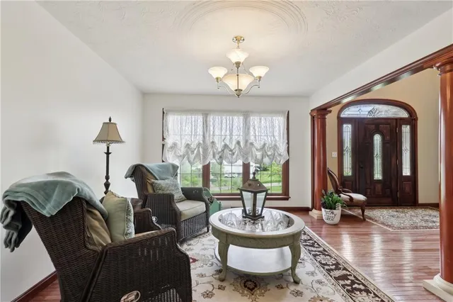 $765,000 | 358 West Jefferson Road, Butler, PA 16002