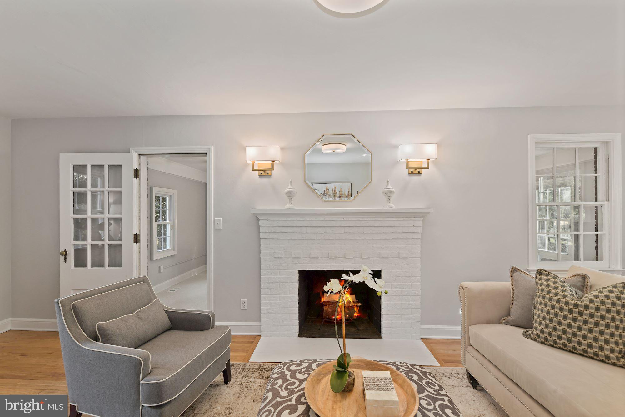 2729 South Arlington Ridge Road Arlington, VA 22202 - Photo 2 of 38 Beautiful Wood-Burning Fireplace