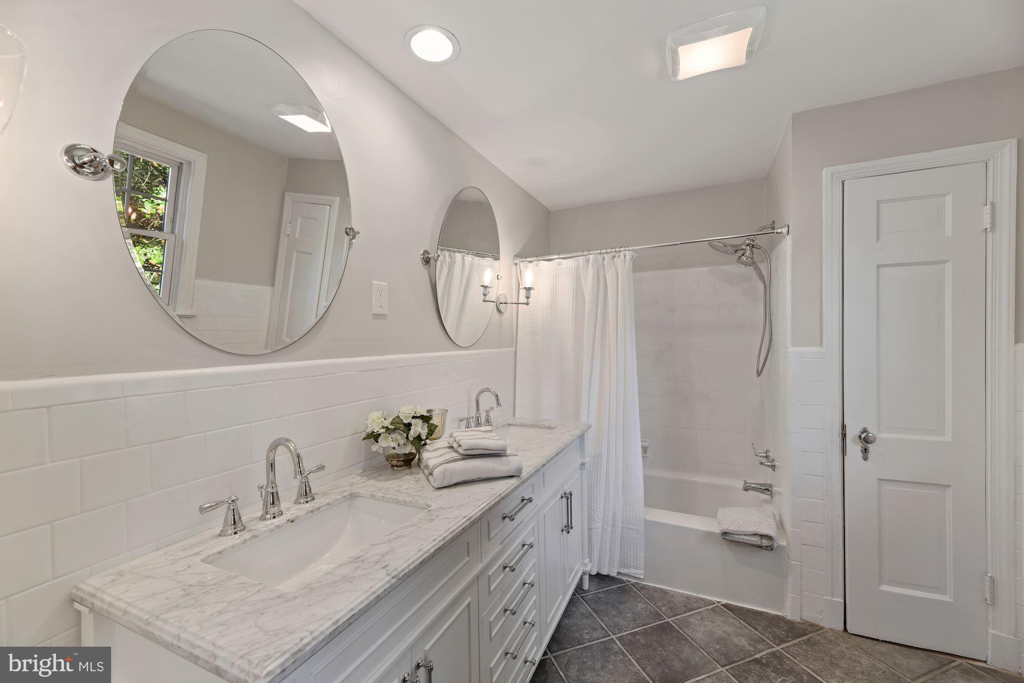 2729 South Arlington Ridge Road Arlington, VA 22202 - Photo 19 of 38 Double Vanity Full Bathroom on Upper Floor