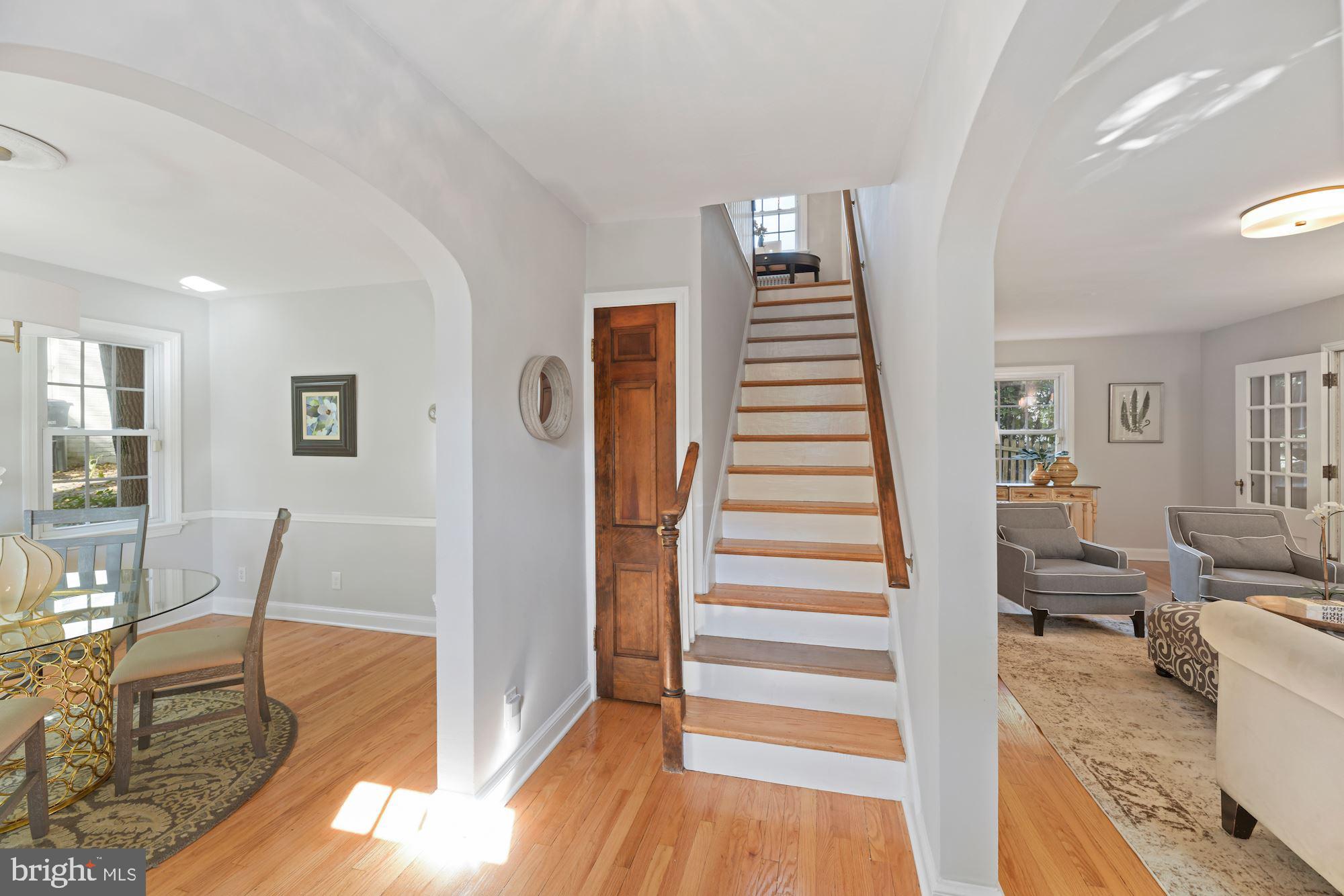 2729 South Arlington Ridge Road Arlington, VA 22202 - Photo 4 of 38 Entry Foyer with Coat Closet