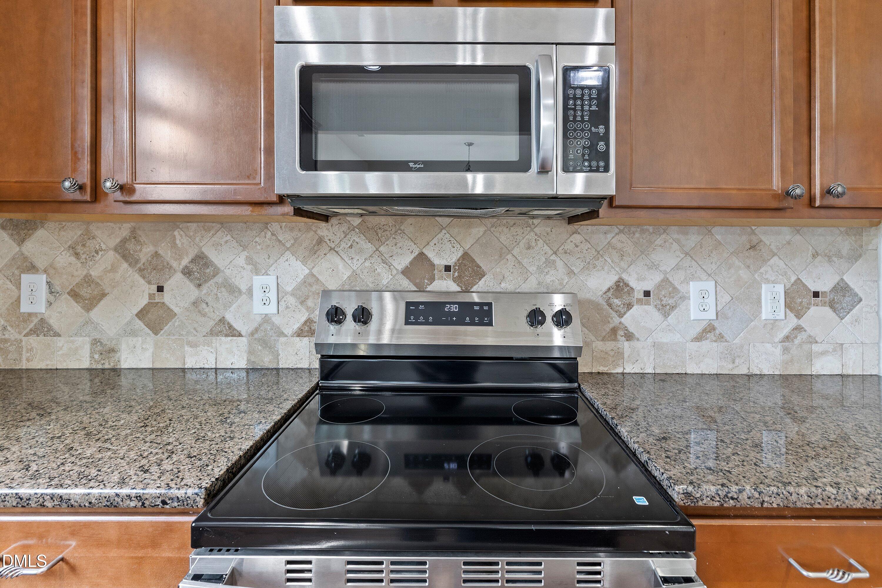 103 Thorngate Road Durham, NC 27703 - Photo 16 of 50 20-103 Thorngate Rd_7337