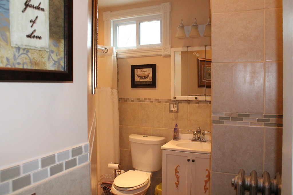 74 Andrew Street Springfield, MA 01109 - Photo 24 of 29 Gallery Image 24