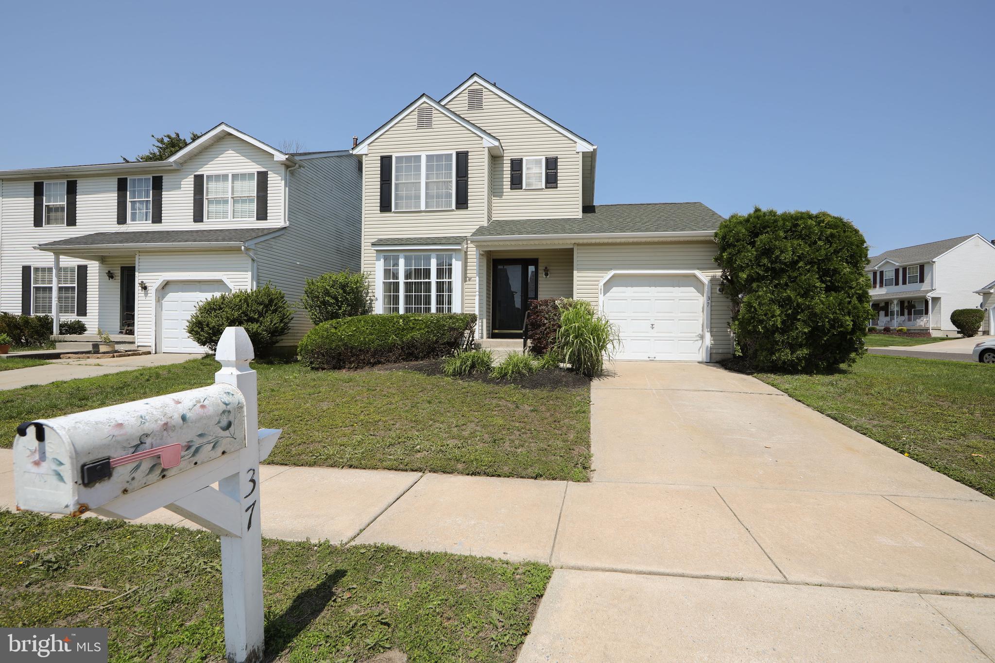 37 Wakefield Road Atco, NJ 08004 - Photo 3 of 39 a front view of a house with garden